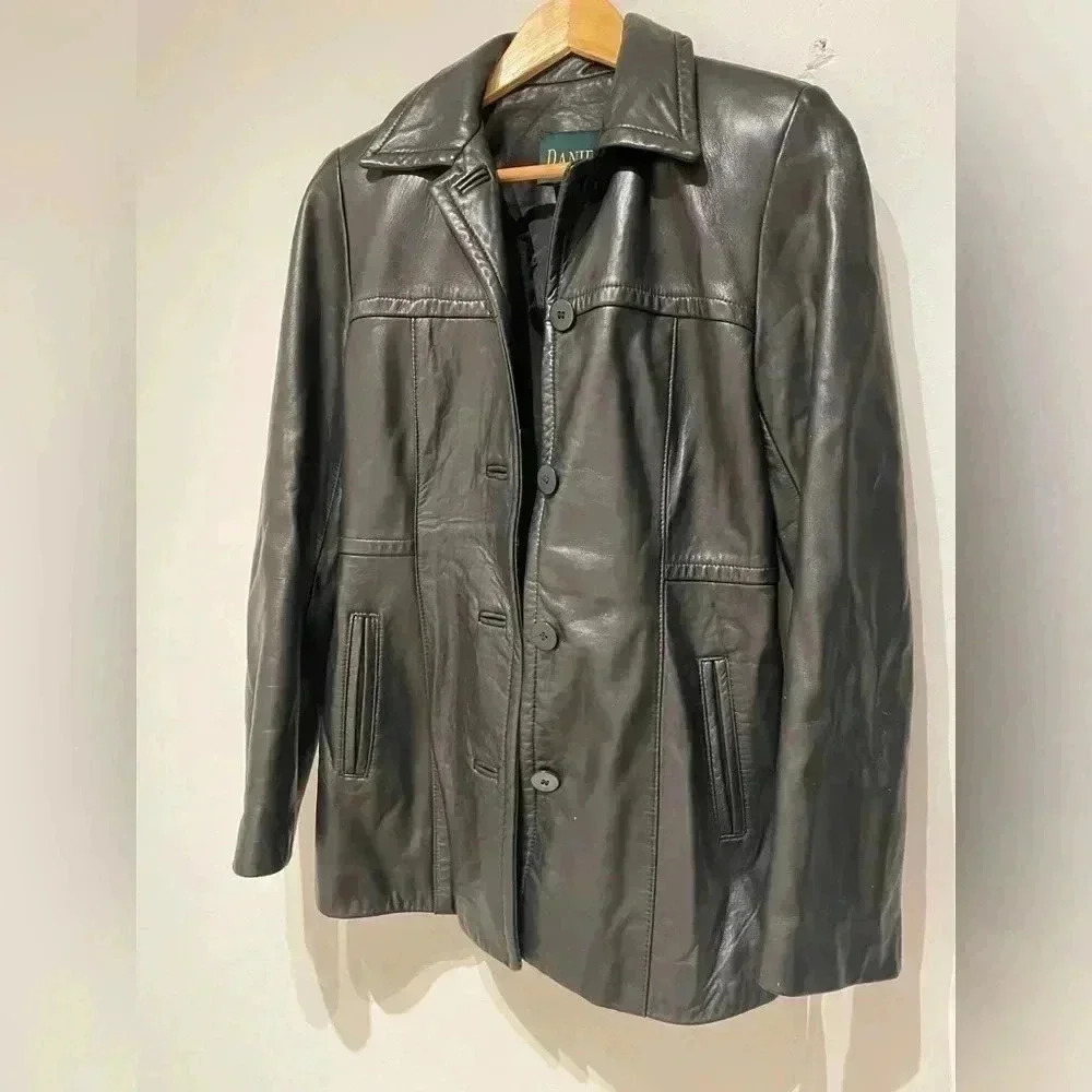 Danier 100% Leather Jacket - image 2